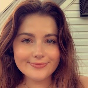 Meet your Posher, Addison